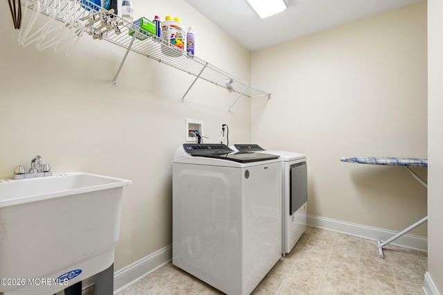 98 Brookfield Drive, Jackson, NJ 08527