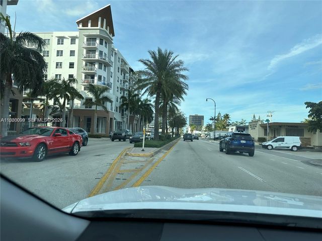 514 NE 4th Ave 514, Hallandale Beach, FL 33009