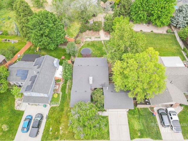 398 Mango Dr, Eagle, ID 83616
