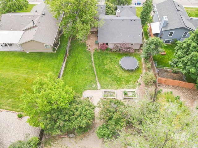 398 Mango Dr, Eagle, ID 83616