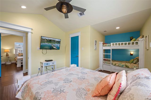 206 Sand Dune Court, Surfside Beach, TX 77541
