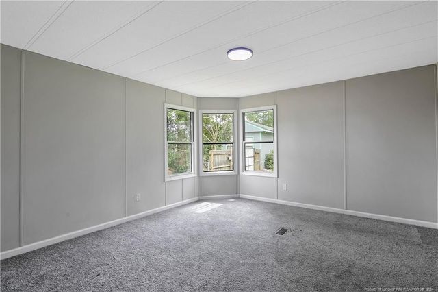 5444 Gilcrest Sands Drive, Hope Mills, NC 28348
