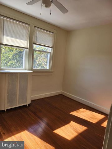 1334 KENNEDY ST NW, Washington, DC 20011