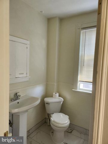 1334 KENNEDY ST NW, Washington, DC 20011