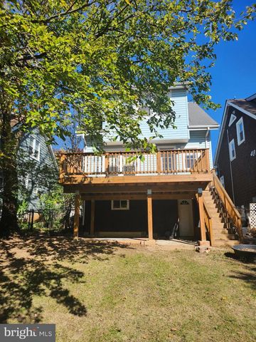 1334 KENNEDY ST NW, Washington, DC 20011