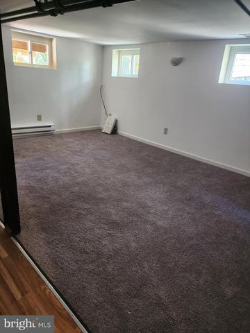 1334 KENNEDY ST NW, Washington, DC 20011