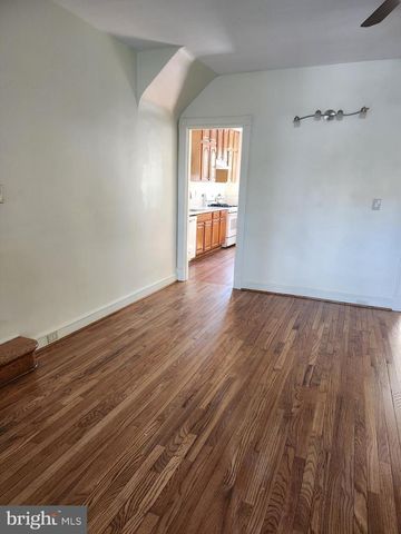 1334 KENNEDY ST NW, Washington, DC 20011