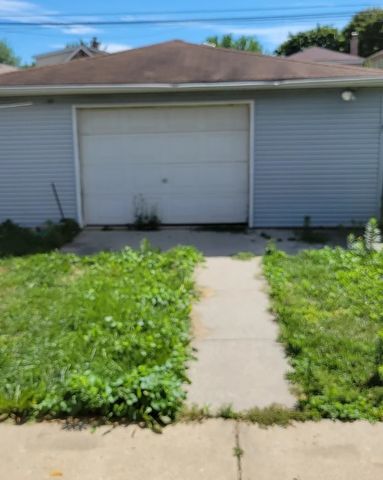 9035 S EUCLID Avenue, Chicago, IL 60617