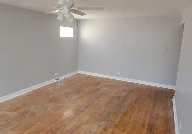 9035 S EUCLID Avenue, Chicago, IL 60617