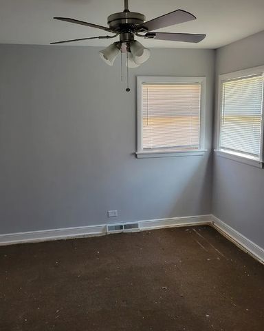 9035 S EUCLID Avenue, Chicago, IL 60617