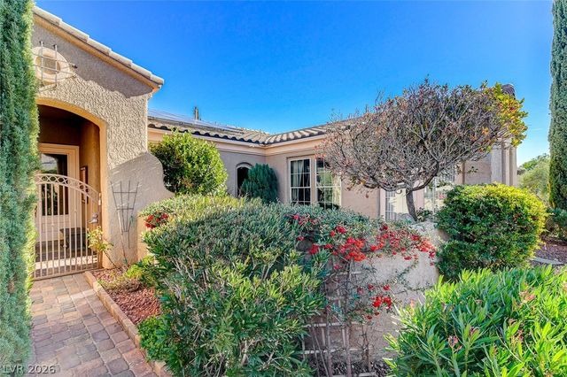5152 Vincitor Street, Las Vegas, NV 89135