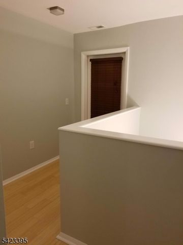 447 Rose Ave 447, Jersey City, NJ 07305