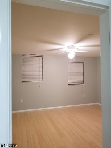 447 Rose Ave 447, Jersey City, NJ 07305