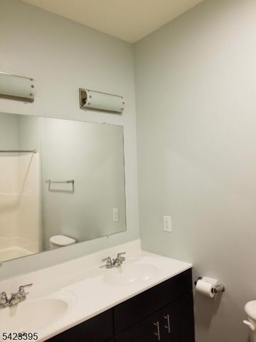 447 Rose Ave 447, Jersey City, NJ 07305