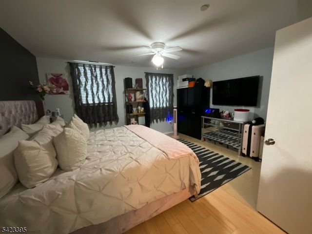 447 Rose Ave 447, Jersey City, NJ 07305