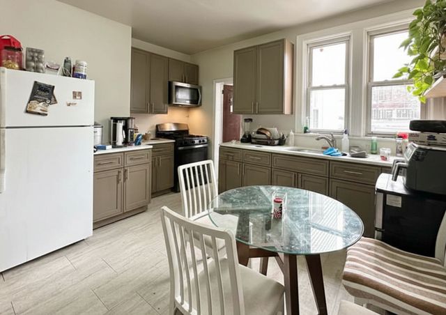 51-19 34th Street, New York City, NY 11101