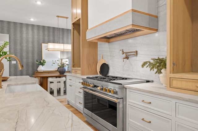 9917 Parkford Drive, Dallas, TX 75238