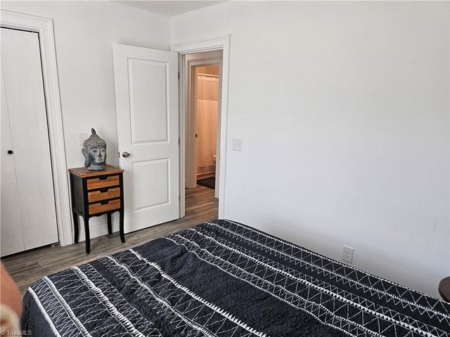 505 Kent Court, High Point, NC 27260