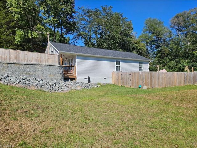 505 Kent Court, High Point, NC 27260