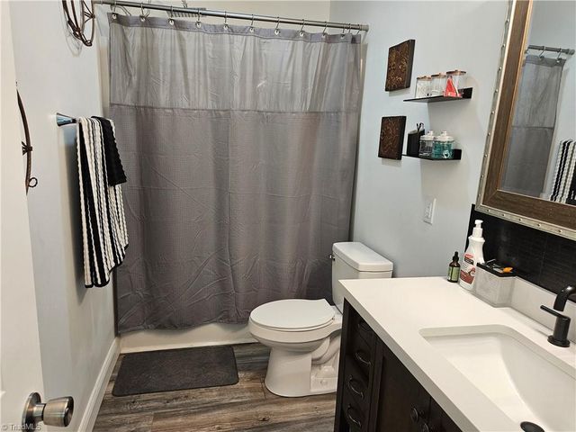 505 Kent Court, High Point, NC 27260