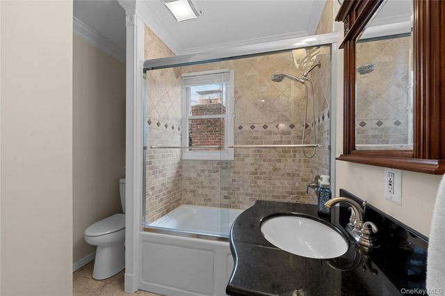 29 Dyke Road, Setauket, NY 11733