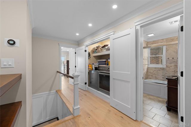 29 Dyke Road, Setauket, NY 11733