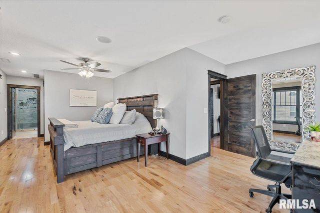 302 9TH Street, Silvis, IL 61282