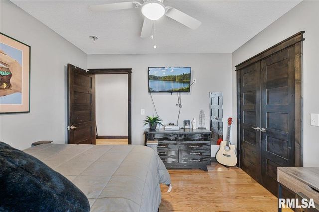 302 9TH Street, Silvis, IL 61282