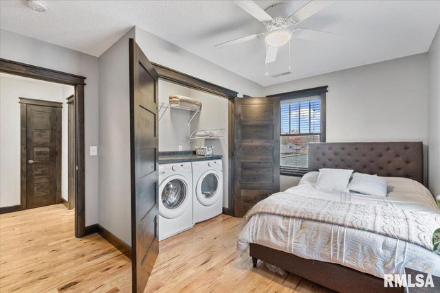 302 9TH Street, Silvis, IL 61282