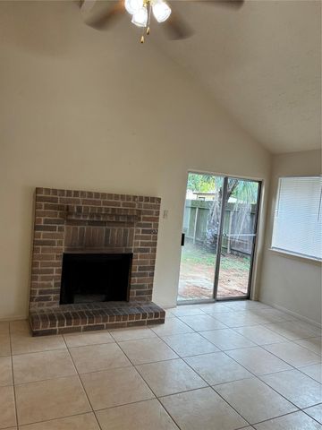 16230 Cutten Road, Houston, TX 77070