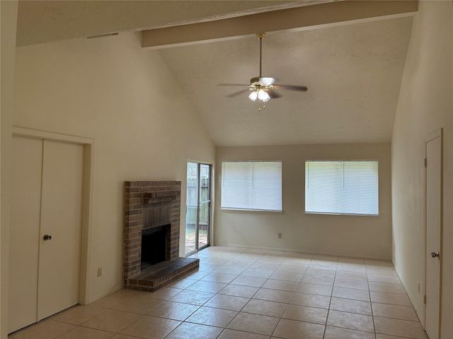 16230 Cutten Road, Houston, TX 77070