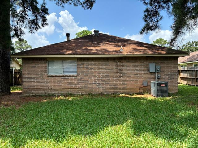 16230 Cutten Road, Houston, TX 77070