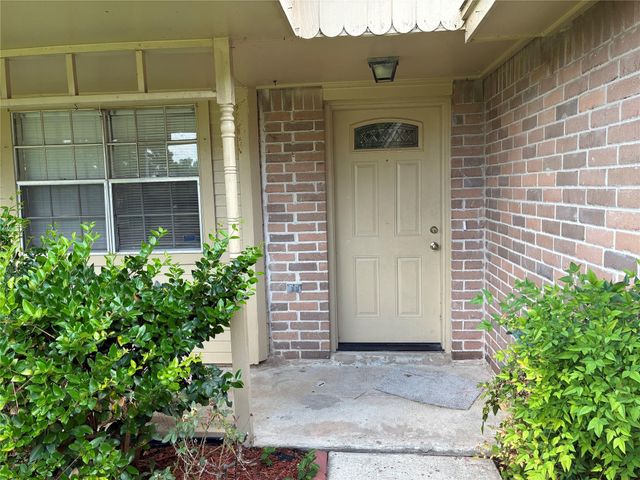 16230 Cutten Road, Houston, TX 77070