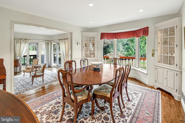 1588 SAUCON VALLEY RD, Bethlehem, PA 18015