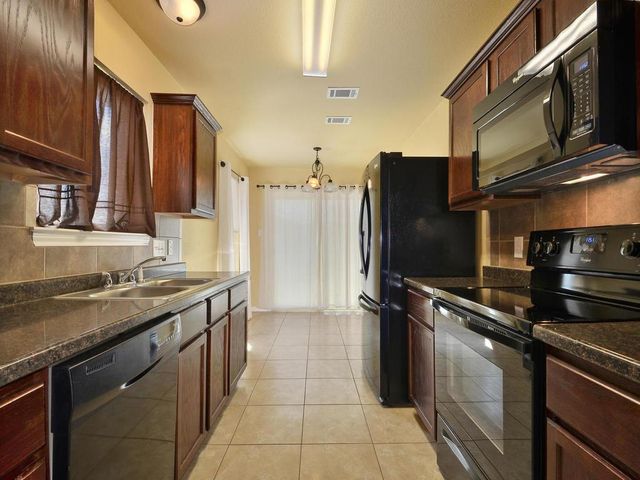 1200 Brendon Lee LN, Georgetown, TX 78626