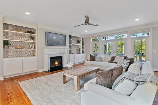 4882 Sound View Drive, Mount Pleasant, SC 29466