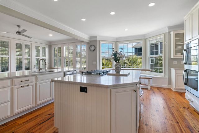 4882 Sound View Drive, Mount Pleasant, SC 29466