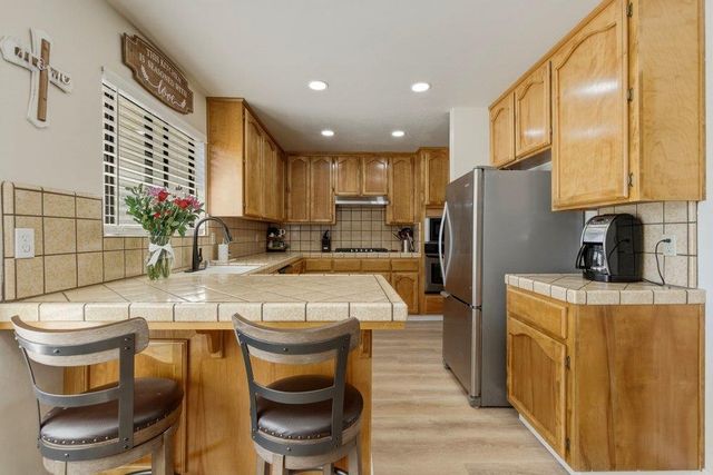 15 Rays Circle, Hollister, CA 95023