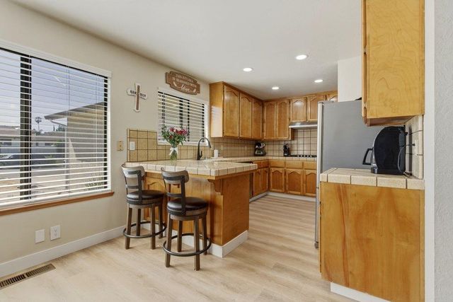 15 Rays Circle, Hollister, CA 95023