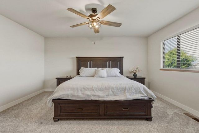15 Rays Circle, Hollister, CA 95023