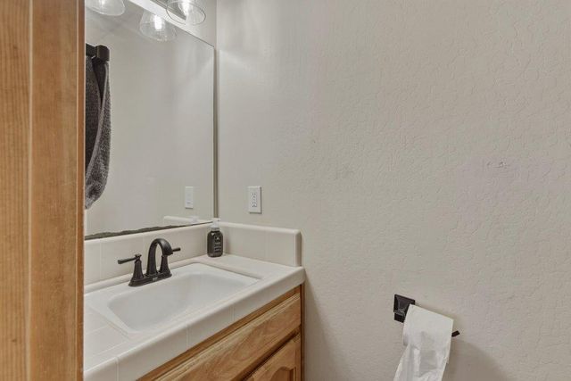 15 Rays Circle, Hollister, CA 95023