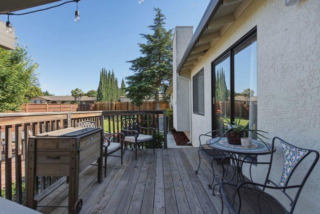 15 Rays Circle, Hollister, CA 95023