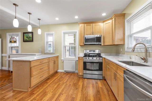 93-23 219th Street, Queens Village, NY 11428