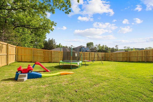 1002 S Tara Way, Ozark, MO 65721