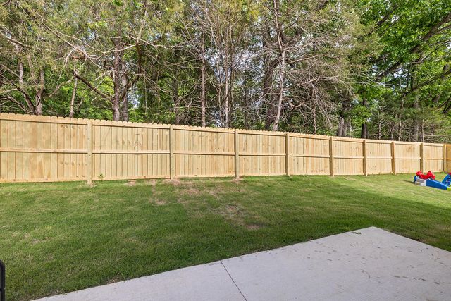 1002 S Tara Way, Ozark, MO 65721