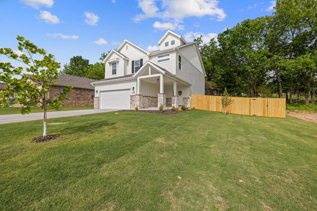 1002 S Tara Way, Ozark, MO 65721