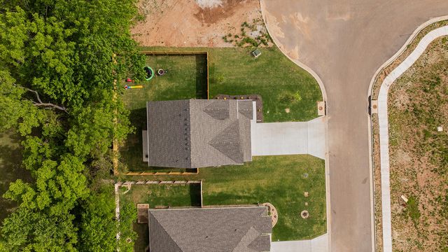 1002 S Tara Way, Ozark, MO 65721