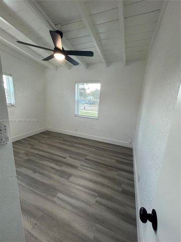 1582 NW 5th Ave, Pompano Beach, FL 33060