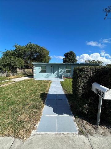 1582 NW 5th Ave, Pompano Beach, FL 33060