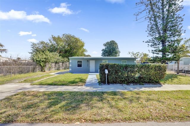 1582 NW 5th Ave, Pompano Beach, FL 33060